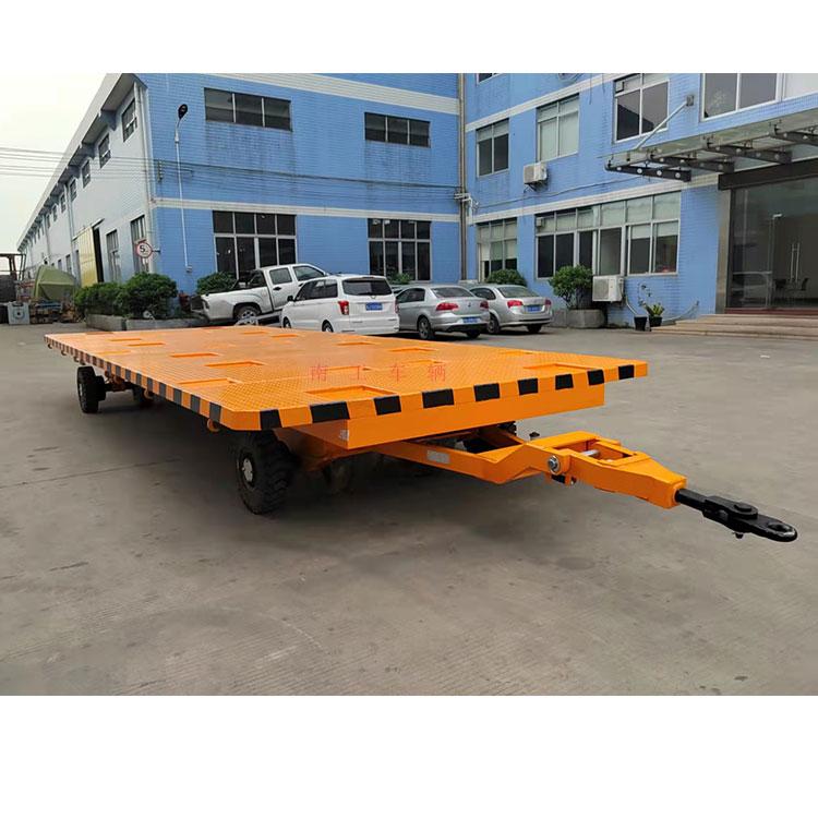 8.2T中型开云中国全挂车