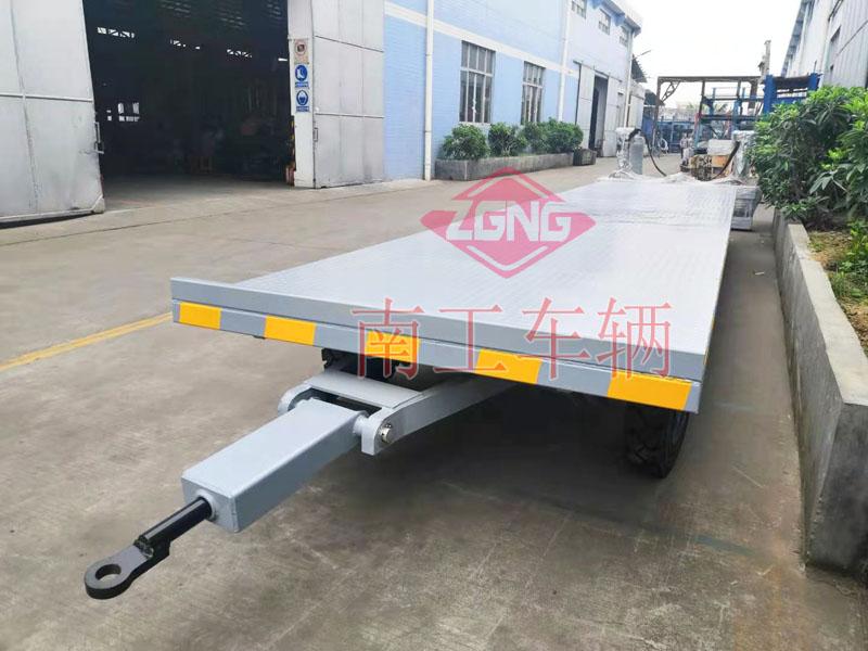 6吨开云中国长8点2米宽1点8米