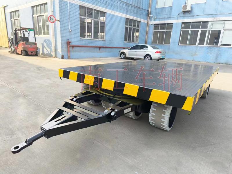 30吨重型开云中国，叉车牵引重型工具拖车