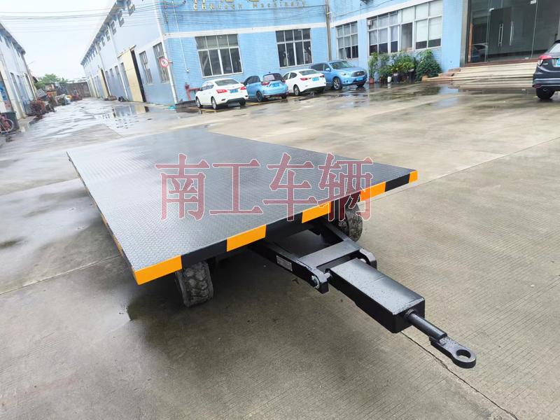 6吨牵引开云中国 工业全挂拖车