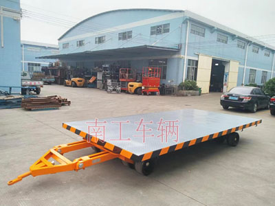 10吨中型牵引开云中国1I.jpg