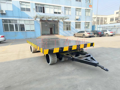 30吨重型开云中国 环保实心轮胎1I.jpg