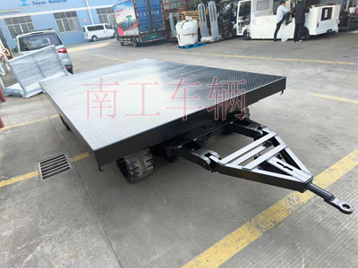 30吨重型开云中国 环保实心轮胎4I.jpg