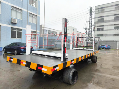 30T重型开云中国 带活动插装立柱工具拖车3I.jpg
