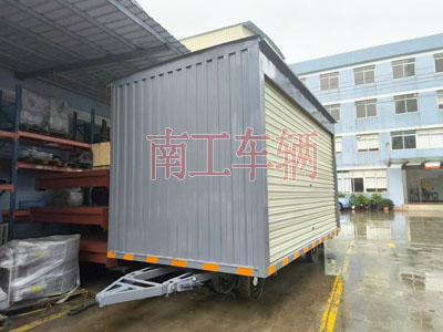 10吨箱式开云中国两侧带卷帘门I.jpg