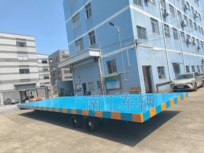 40吨4米宽重型开云中国 蓝色2I.jpg